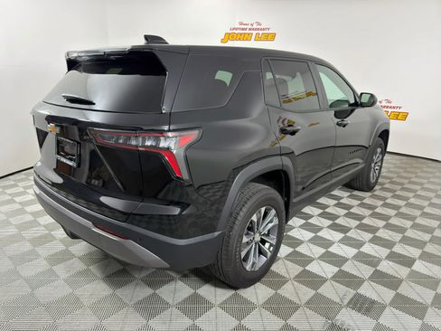 Used 2026 Chevrolet Equinox LT FWD image 6