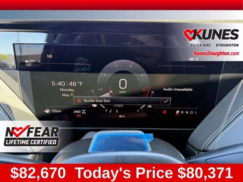 New 2026 GMC Yukon Elevation w/ Elevation Premium Package AWD/4WD image 31