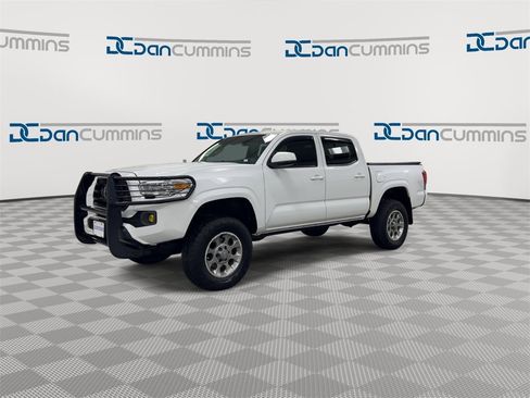 Used 2020 Toyota Tacoma SR5 image 4