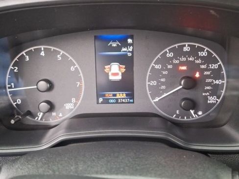 Used 2024 Toyota Corolla Cross LE image 15