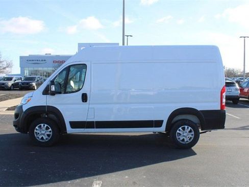 New 2024 RAM ProMaster 2500 w/ Quick Order Package 22H SLT+ image 8