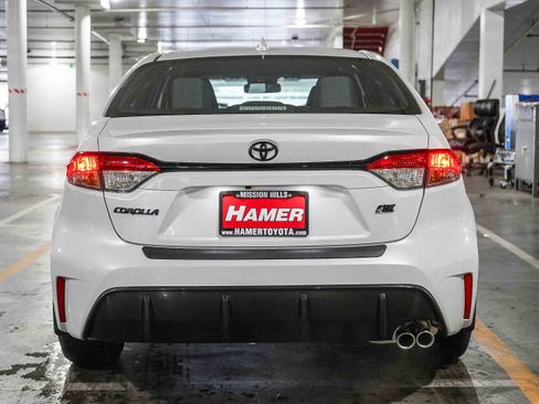 New 2026 Toyota Corolla SE image 8