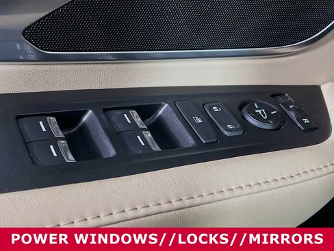 Used 2023 Acura RDX FWD image 19