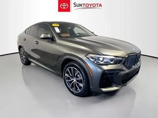 Used 2022 BMW X6 xDrive40i w/ M Sport Package AWD/4WD video 1