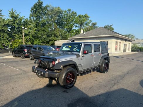 Used 2016 Jeep Wrangler Unlimited Sport w/ Quick Order Package 24S image 3