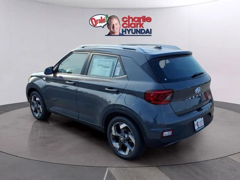 New 2026 Hyundai Venue SEL FWD image 3