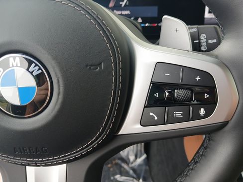 Used 2026 BMW X5 xDrive40i w/ M Sport Package image 17