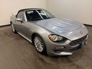 Used 2017 FIAT 124 Spider Classica video 1