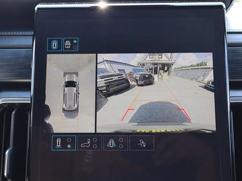 Used 2025 GMC Acadia Elevation image 21