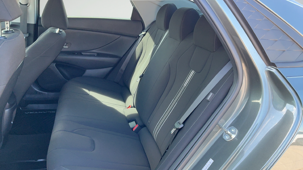 Used 2024 Hyundai Elantra SEL FWD image 20