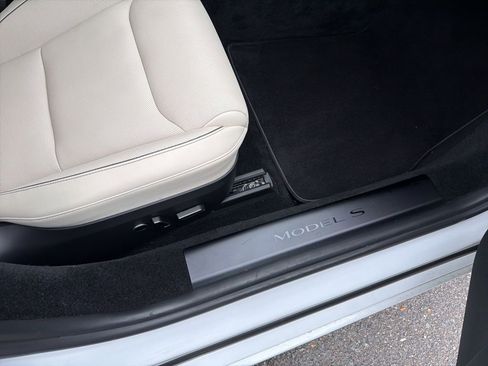 Used 2021 Tesla Model S Plaid AWD/4WD image 14