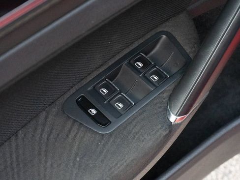 Used 2015 Volkswagen GTI S FWD image 13