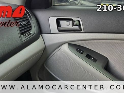 Used 2011 Kia Optima LX FWD image 39