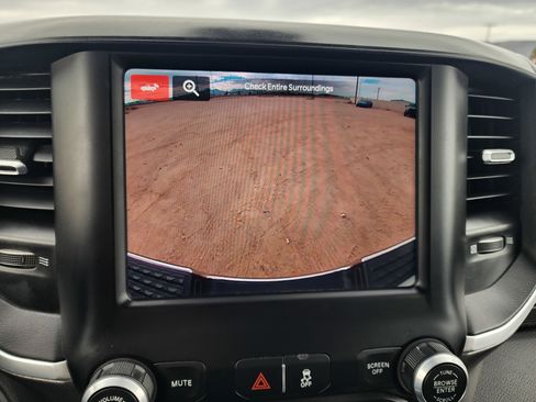 Used 2024 RAM 2500 Big Horn w/ Off Road Package AWD/4WD image 23