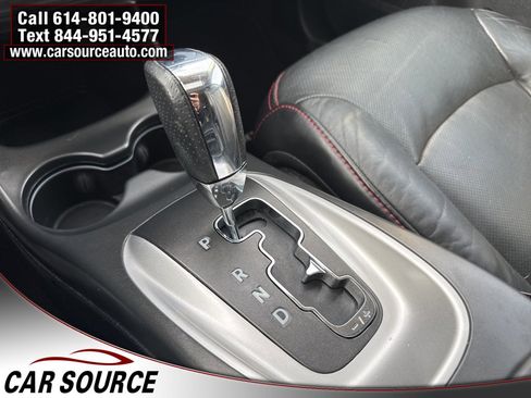 Used 2015 Dodge Journey R/T image 17