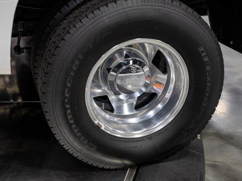 Used 2002 Ford F350 Lariat image 32