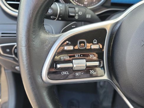 Used 2021 Mercedes-Benz GLC 300 image 18