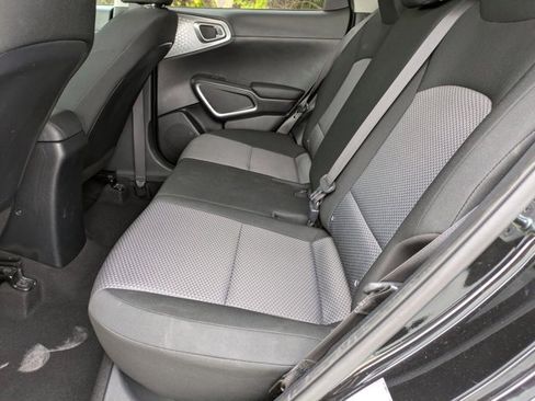 Used 2023 Kia Soul LX w/ Option Group 015 image 21