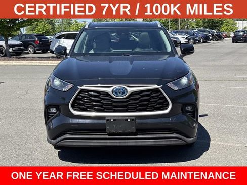 Used 2023 Toyota Highlander XLE AWD/4WD image 6