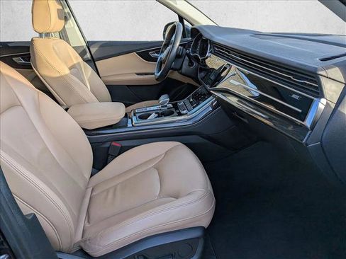 Used 2024 Audi Q7 3.0T Premium Plus image 22