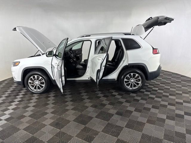 Used 2019 Jeep Cherokee Latitude Plus AWD/4WD image 10
