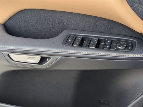 Used 2024 Lexus RX 350 w/ Technology Package image 25