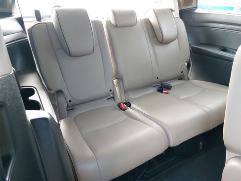 Used 2023 Honda Odyssey Elite image 12