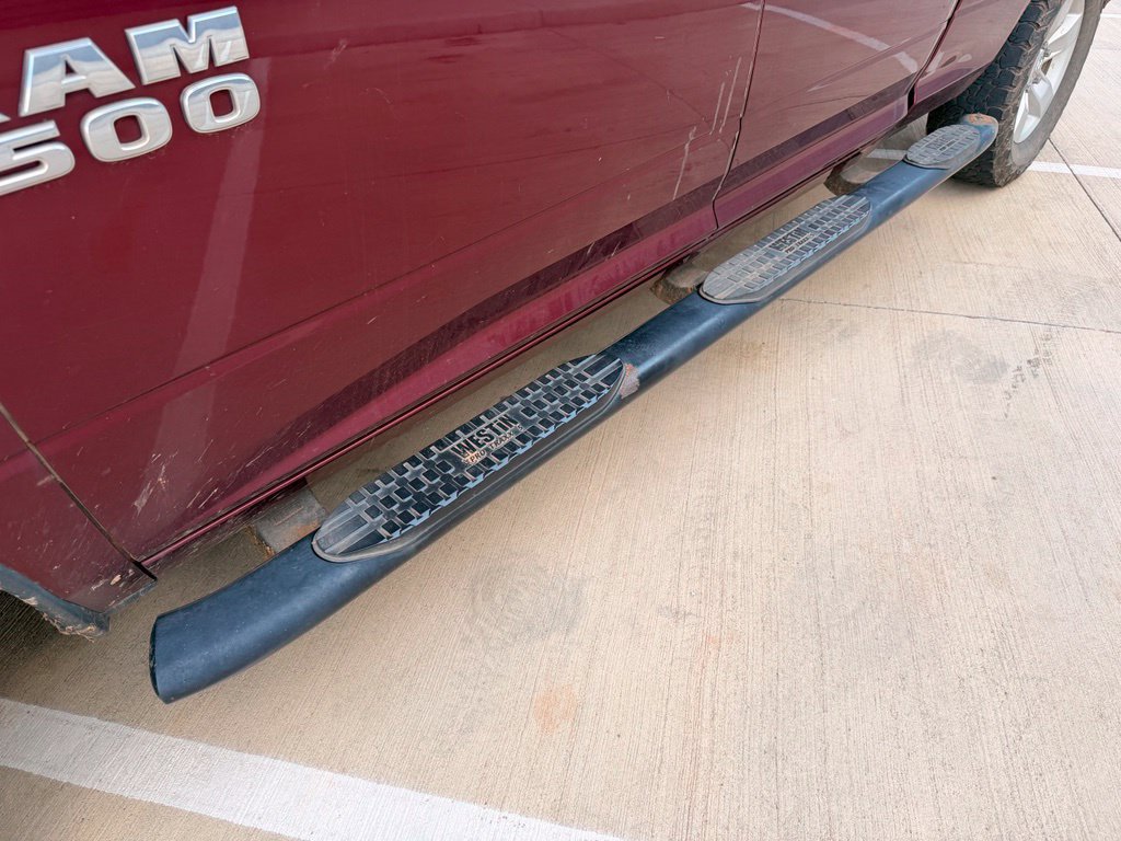 Used 2018 RAM 1500 Express AWD/4WD image 8