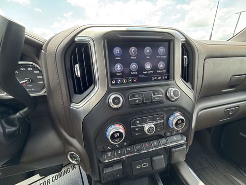 Used 2022 GMC Sierra 2500 Denali image 13