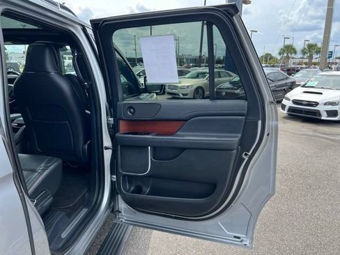 Used 2022 Lincoln Navigator L Reserve RWD image 49