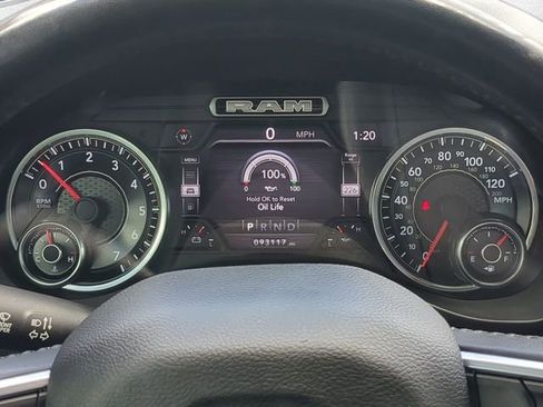 Used 2021 RAM 1500 Big Horn image 32