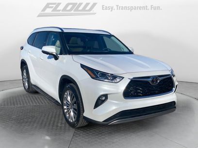 Used 2023 Toyota Highlander Platinum