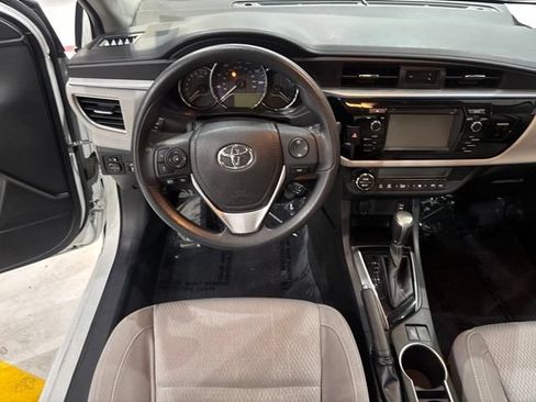 Used 2016 Toyota Corolla LE FWD image 20