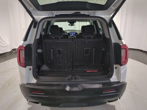 Used 2023 GMC Acadia SLE w/ Driver Convenience Package image 33
