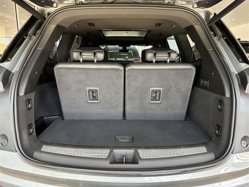 Certified 2025 Cadillac XT6 Premium Luxury w/ Technology Package image 8