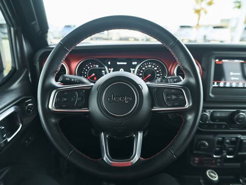 Used 2021 Jeep Wrangler Unlimited Rubicon image 34