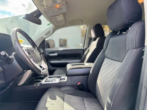 Used 2021 Toyota Tundra SR5 w/ Trail Edition image 15