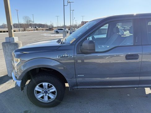 Used 2016 Ford F150 XLT image 4