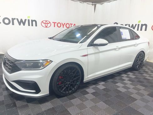 Used 2020 Volkswagen Jetta GLI Autobahn image 3