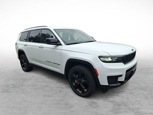 Used 2023 Jeep Grand Cherokee L Laredo AWD/4WD image 7