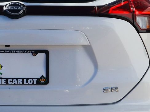 Used 2023 Nissan Kicks SR image 20