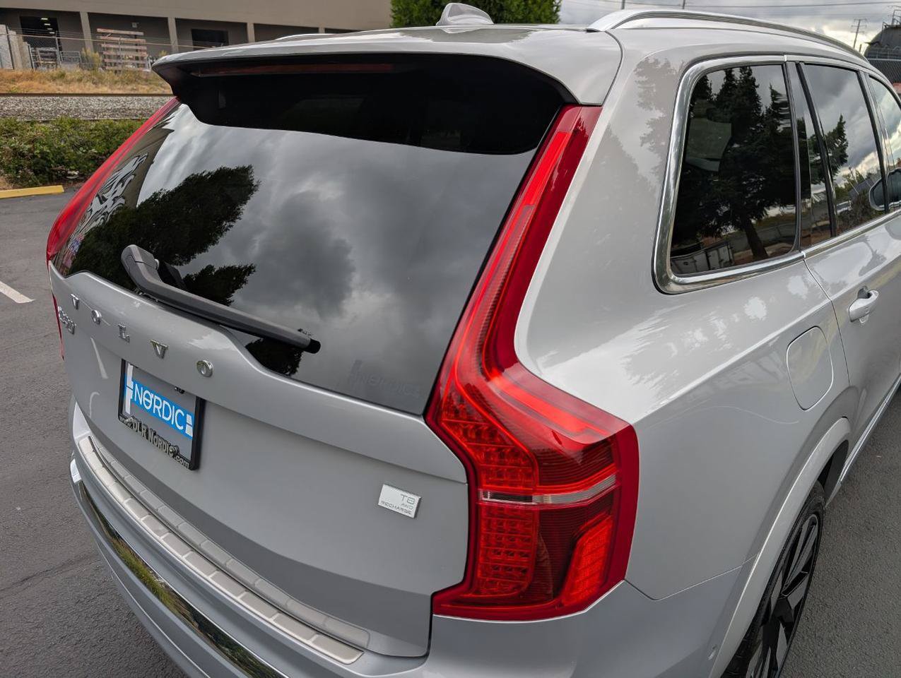 Used 2023 Volvo XC90 T8 Plus w/ Protection Package Premier AWD/4WD image 27