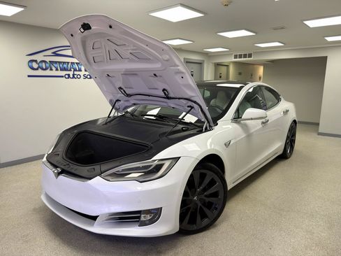 Used 2020 Tesla Model S AWD image 31