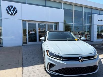 Used 2025 Volkswagen Jetta SE
