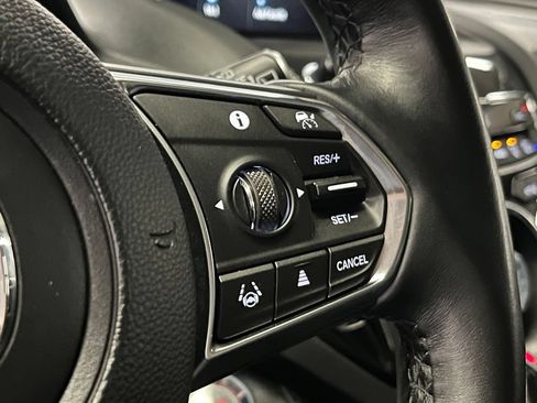 Used 2024 Acura RDX SH-AWD image 25