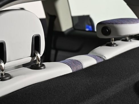 Certified 2025 MINI Cooper S image 29