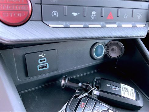 Certified 2026 Ford Mustang GT RWD image 31