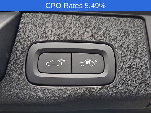 Certified 2023 Volvo XC60 T8 Ultimate AWD/4WD image 31
