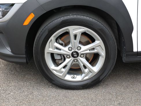 Used 2023 Hyundai Kona SEL w/ Cargo Package AWD/4WD image 11