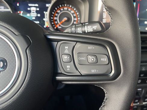 New 2026 Jeep Wrangler Rubicon AWD/4WD image 36